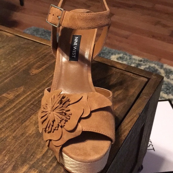 ❌Nine West Platforms❌ - Picture 5 of 5